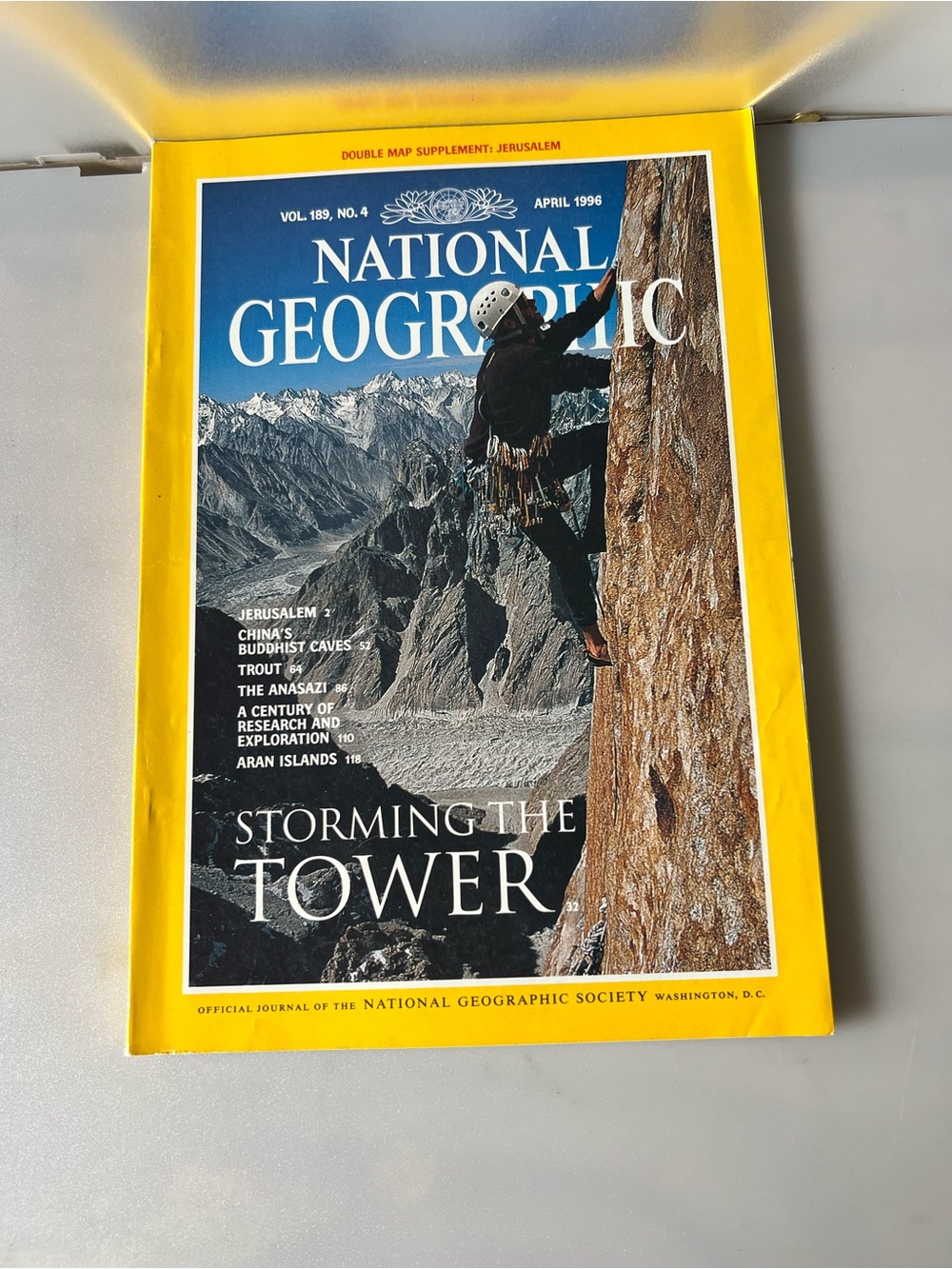 April 1996 issue of National Geographic magazine